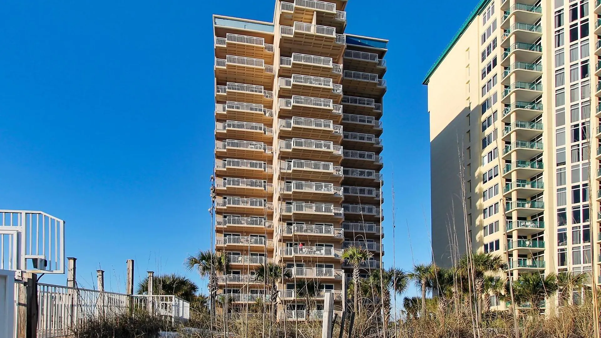 Destin Towers 61- By Holiday Isle Properties